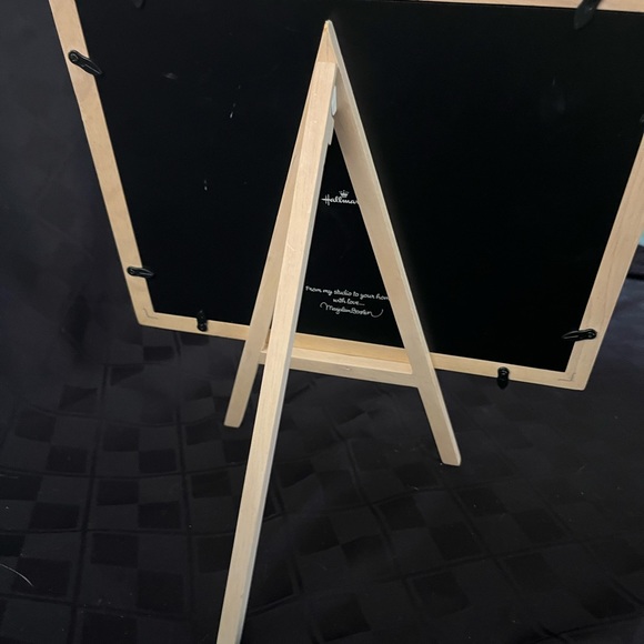 Picture with stand - Picture 2 of 5